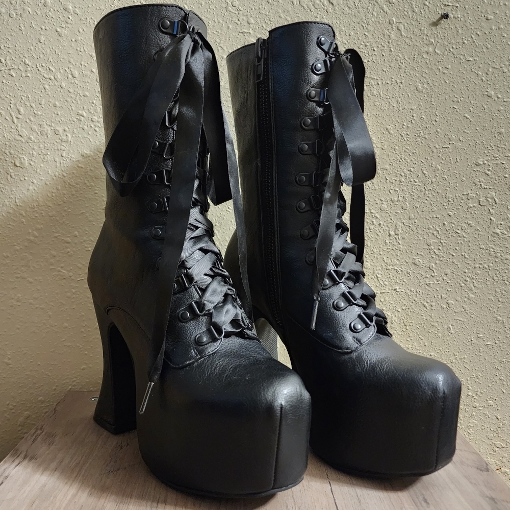 Widow Victorian Gothic Platform Ankle Boots Size 8